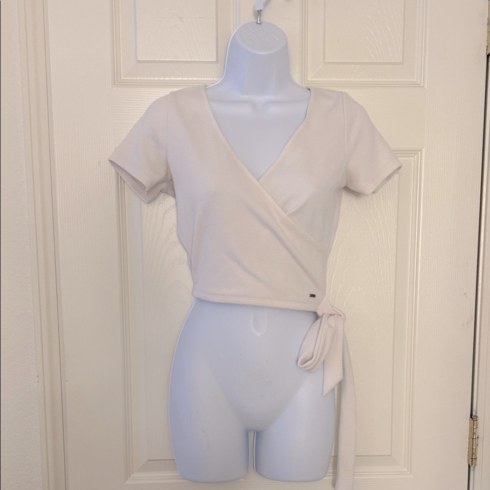Women’s White Wrap Tie Boho Crop Top
